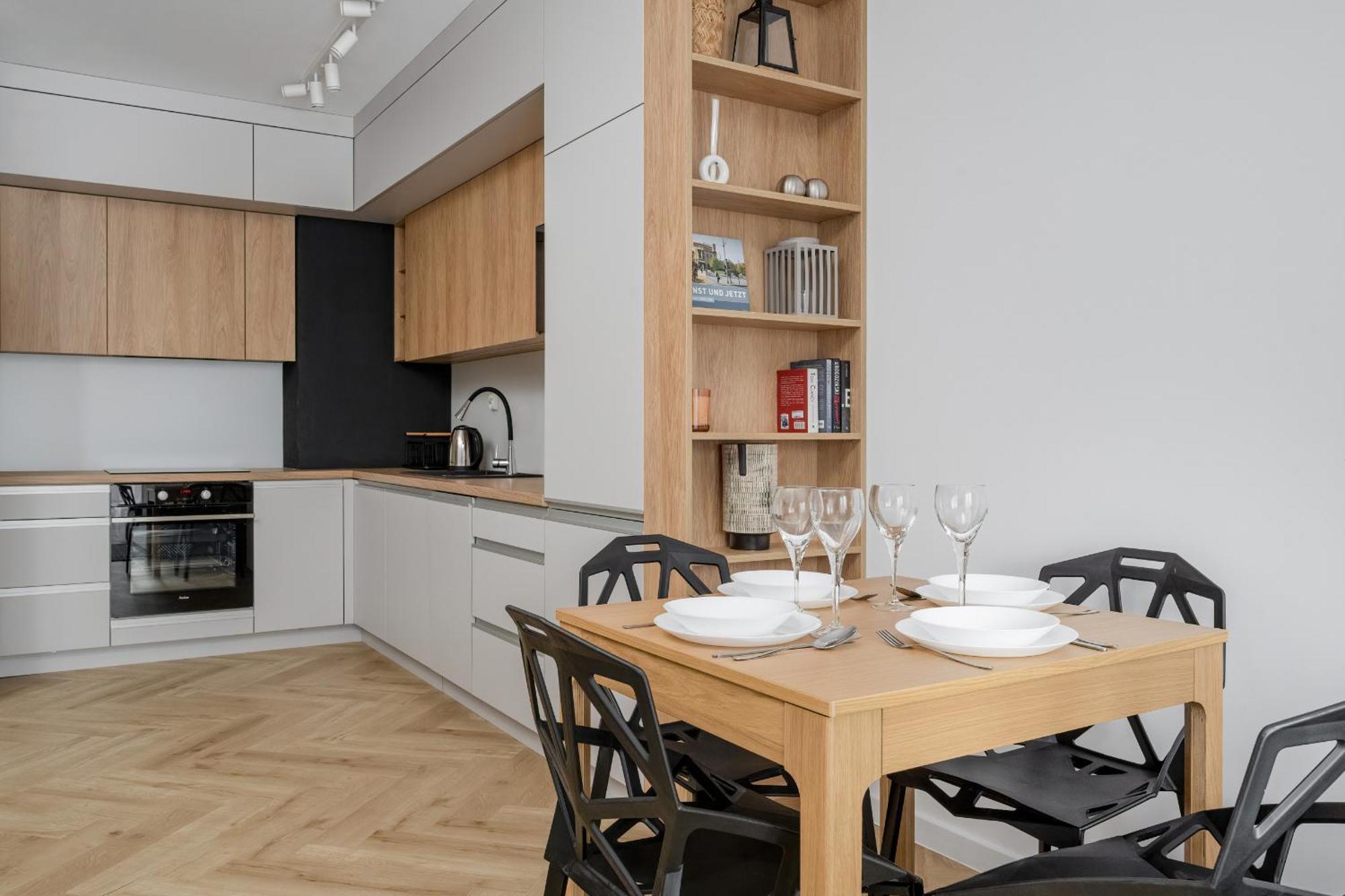 Michalczyka Stylish Apartment With Parking In The City Center Of Wroclaw By Noclegi Renters Exteriör bild